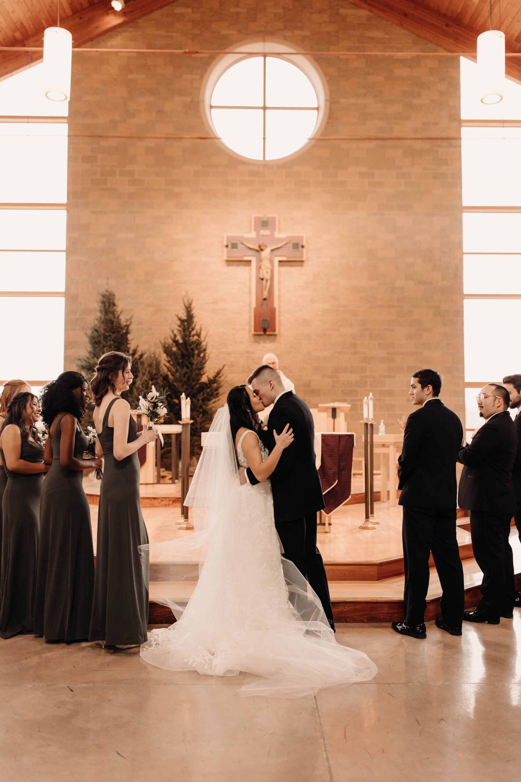 4 Tips To Get The Perfect FirstKiss Photos