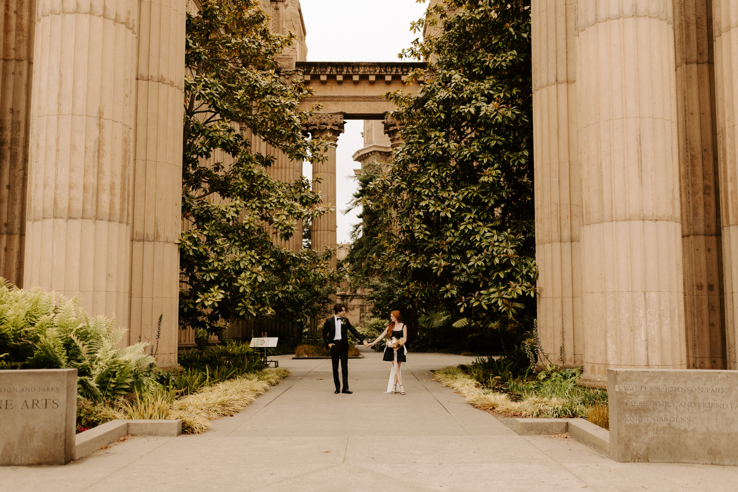 Intimate Elopement at the Palace of Fine Arts